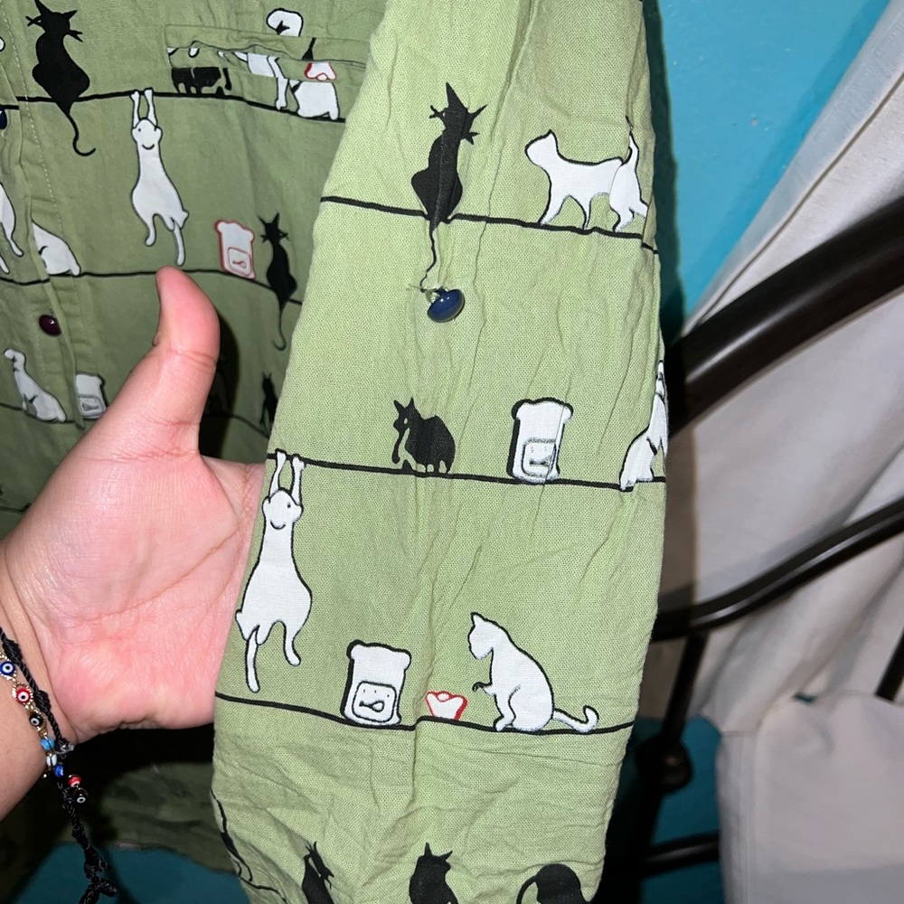 Cat Button Up - Picture 3 of 5